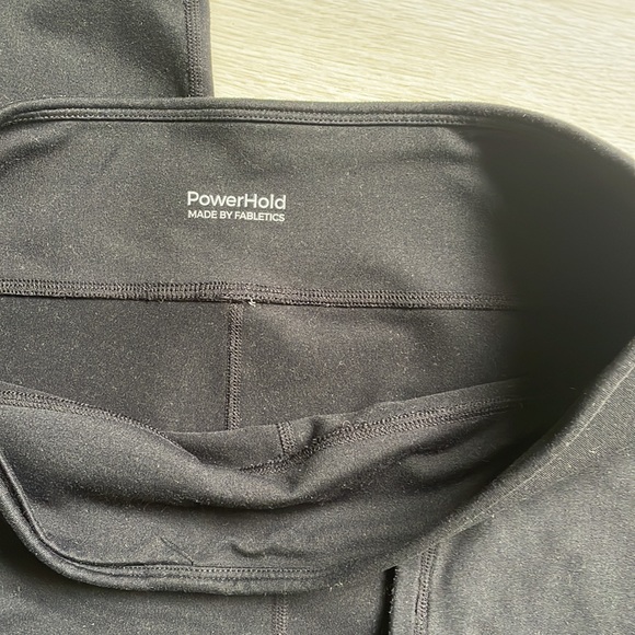 Fabletics Define power hold leggings- black- like- new - Picture 2 of 4